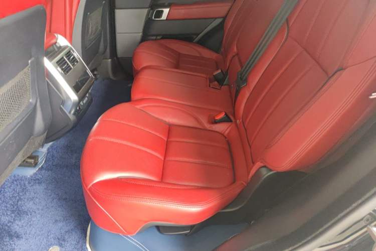 Used Land Rover Range Sport 2017 3.0 SC V6 HSE DYNAMIC Interior 4