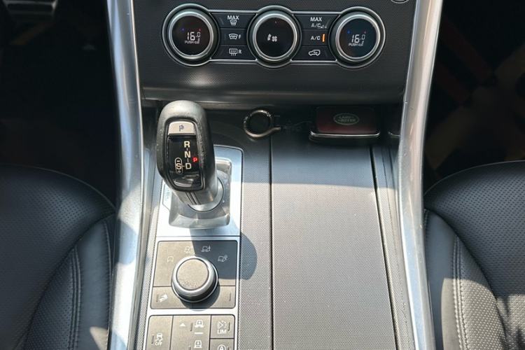 Used Land Rover Range Sport 2017 3.0 SC V6 HSE DYNAMIC Interior 5