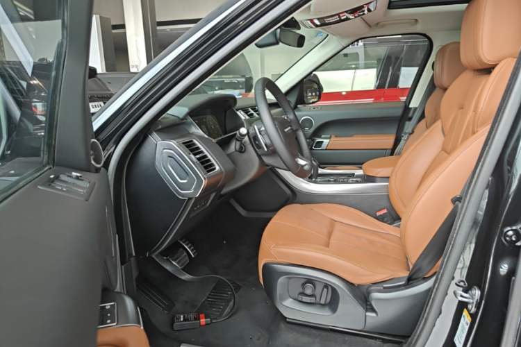 Used Land Rover Range Sport 2017 3.0 SC V6 HSE DYNAMIC Left Front Seat