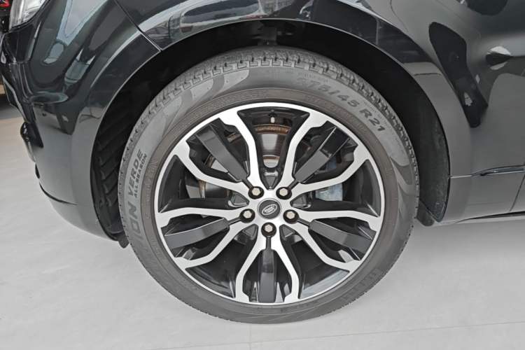 Used Land Rover Range Sport 2017 3.0 SC V6 HSE DYNAMIC Left Front Wheel Hub