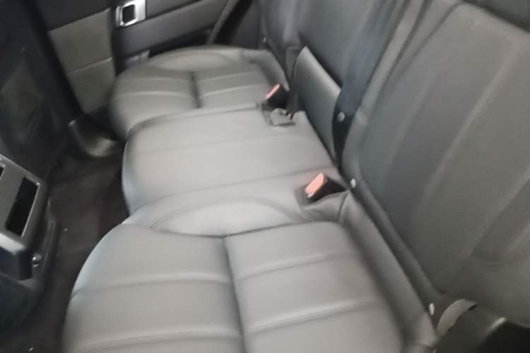 Used Land Rover Range Sport 2017 3.0 SC V6 SE Left Rear Seat