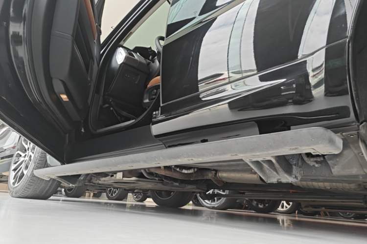 Used Land Rover Range Sport 2017 3.0 SC V6 HSE DYNAMIC Left Side Sill