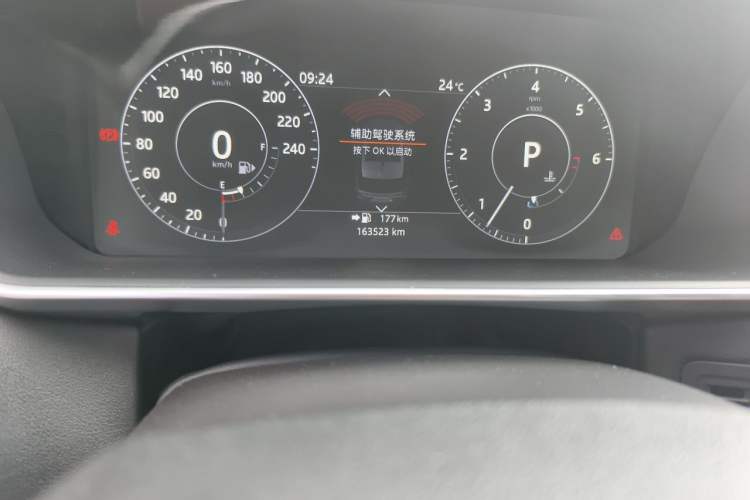 Used Land Rover Range Sport  Odometer Close Up