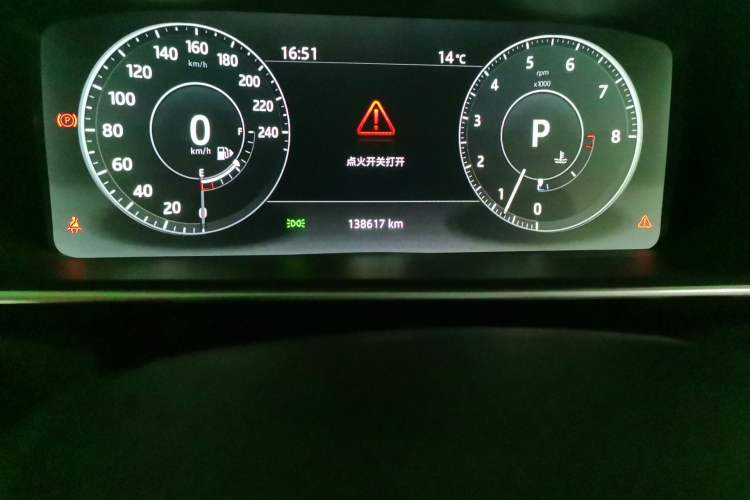Used Land Rover Range Sport  Odometer Close Up
