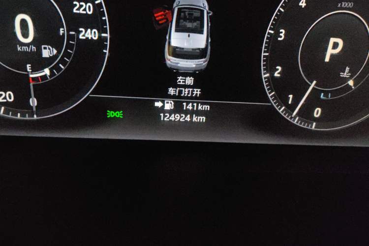 Used Land Rover Range Sport 2017 3.0 SC V6 HSE DYNAMIC Odometer Close Up