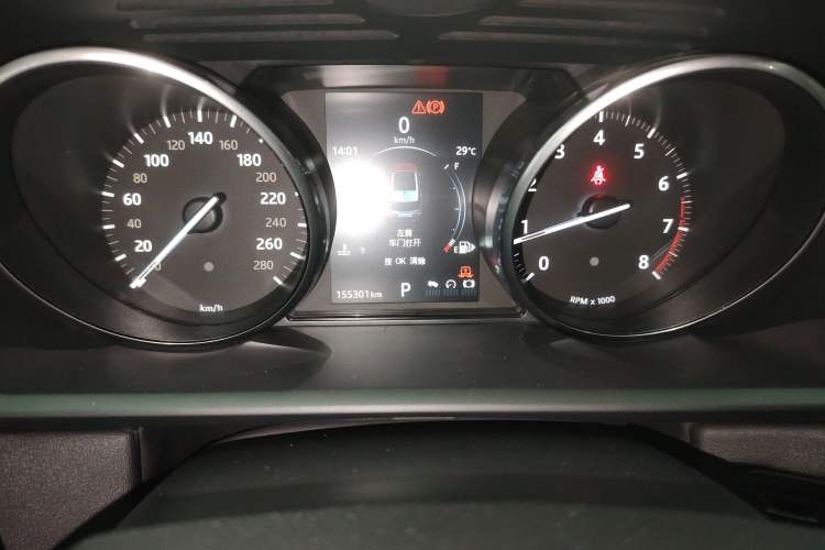 Used Land Rover Range Sport 2017 3.0 SC V6 SE Odometer Close Up