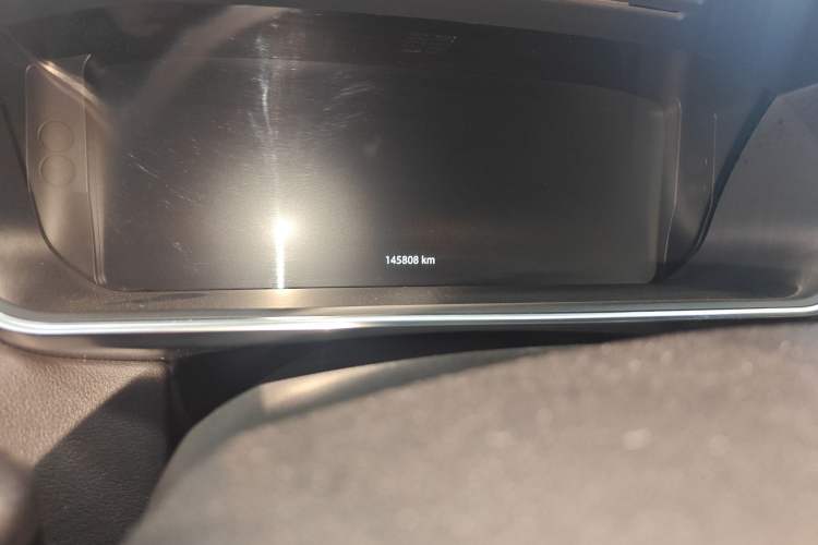 Used Land Rover Range Sport 2017 3.0 SC V6 HSE DYNAMIC Odometer Close Up