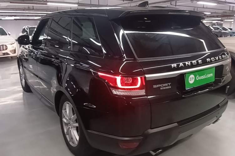 Used Land Rover Range Sport 2017 3.0 SC V6 SE Rear Left 45 Deg