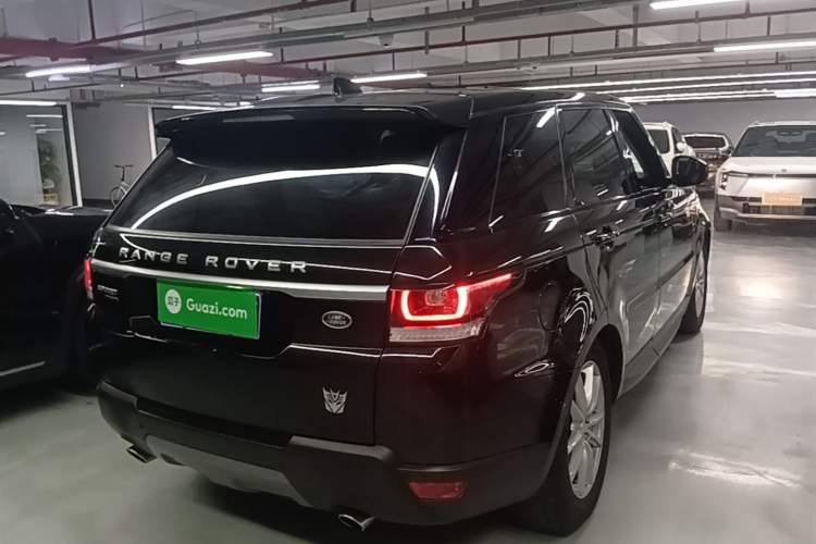 Used Land Rover Range Sport 2017 3.0 SC V6 SE Rear Right 45 Deg