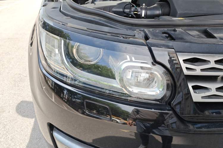 Used Land Rover Range Sport 2017 3.0 SC V6 HSE Right Front Headlight