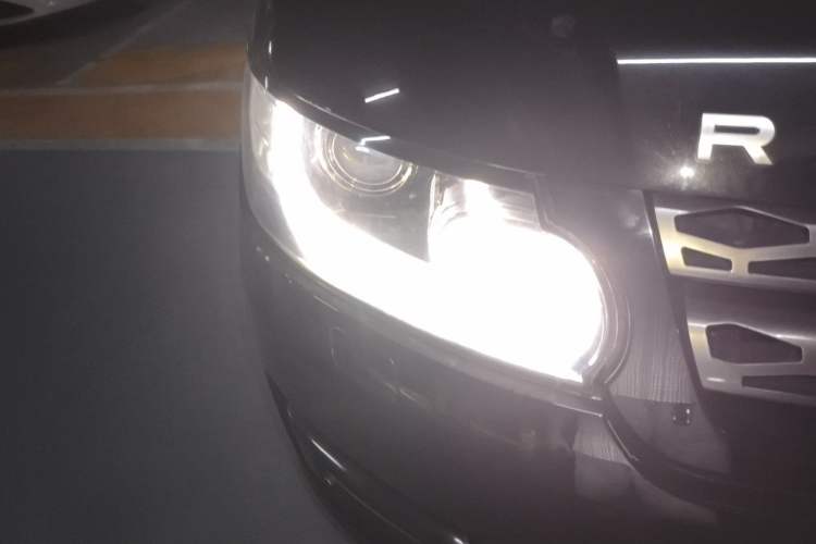 Used Land Rover Range Sport 2017 3.0 SC V6 SE Right Front Headlight