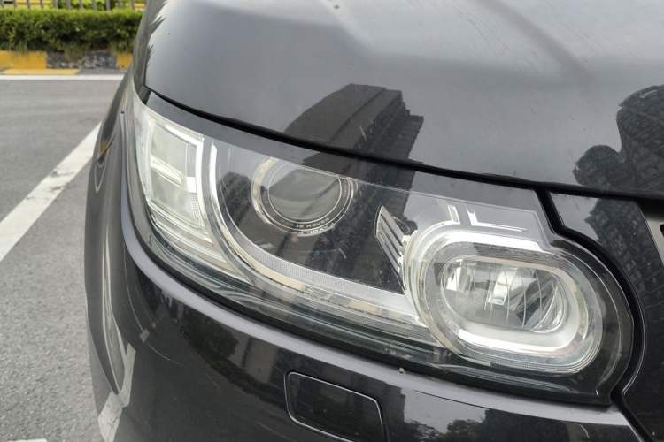 Used Land Rover Range Sport  Right Front Headlight