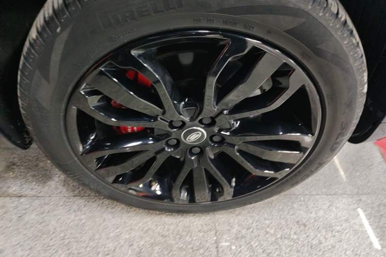 Used Land Rover Range Sport 2017 3.0 SC V6 HSE DYNAMIC Right Front Wheel Hub