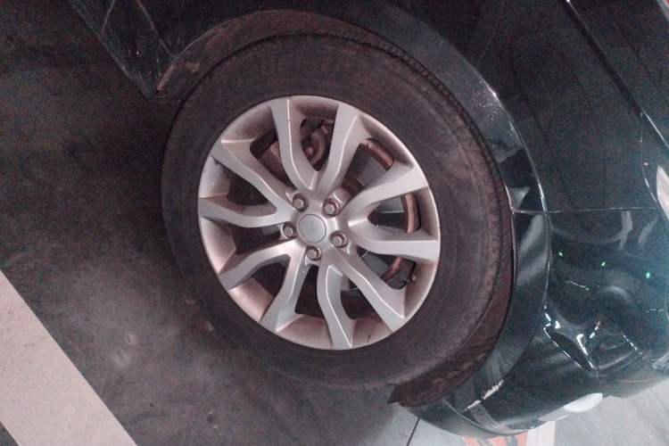 Used Land Rover Range Sport 2017 3.0 SC V6 HSE Right Front Wheel Hub