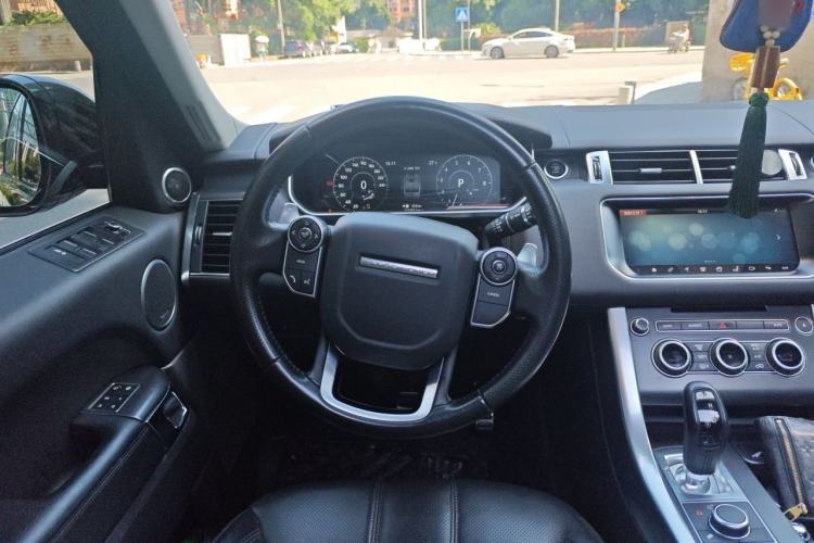 Used Land Rover Range Sport 2017 3.0 SC V6 HSE DYNAMIC Steering Wheel