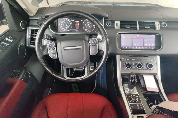 Used Land Rover Range Sport 2017 3.0 SC V6 HSE DYNAMIC Steering Wheel