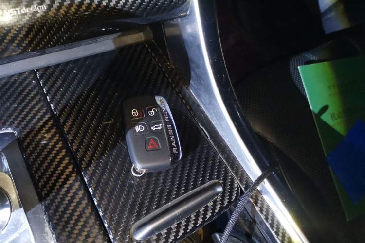 Used Land Rover Range Sport 2017 3.0 SC V6 SE Vehicle Key