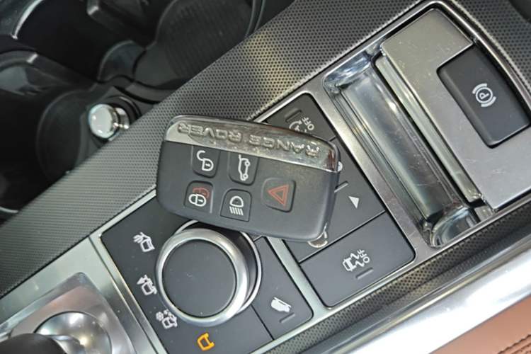 Used Land Rover Range Sport 2017 3.0 SC V6 HSE DYNAMIC Vehicle Key
