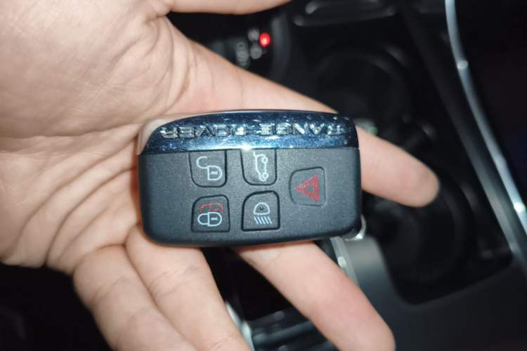 Used Land Rover Range Sport 2017 3.0 SC V6 SE Vehicle Key