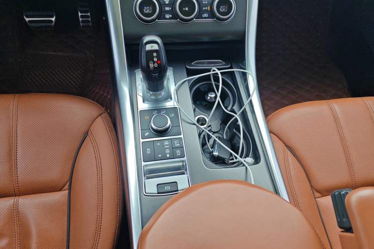 Used Land Rover Range Sport 2017 3.0 SC V6 HSE DYNAMIC Gear Lever