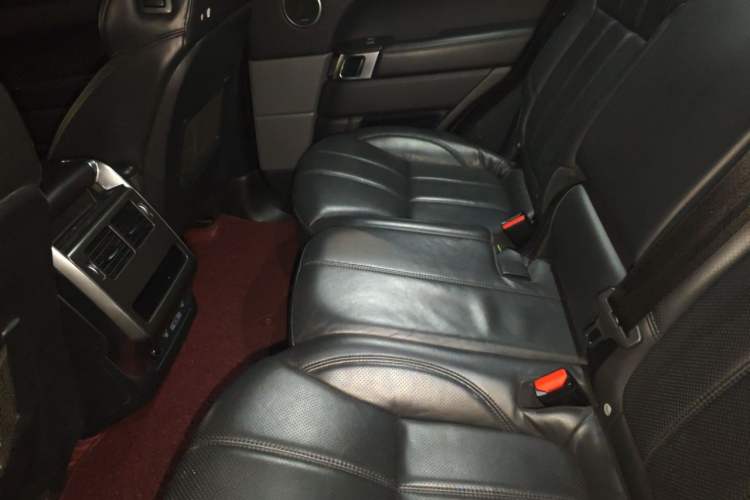 Used Land Rover Range Sport 2017 3.0 SC V6 HSE DYNAMIC Left Rear Seat