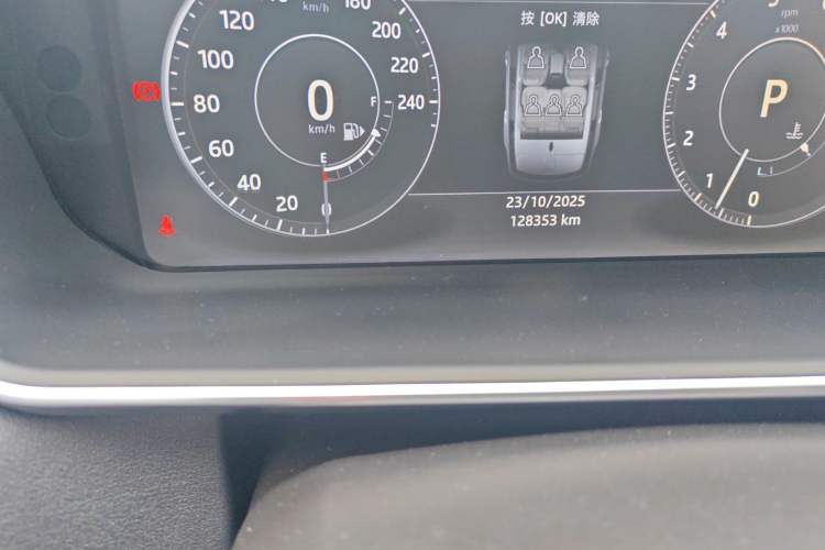 Used Land Rover Range Sport 2017 3.0 SC V6 HSE DYNAMIC Odometer Close Up