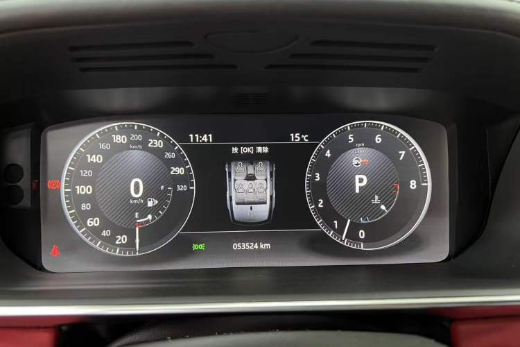 Used Land Rover Range Sport 2017 5.0 SC V8 SVR Odometer Close Up