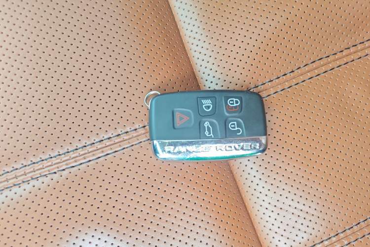Used Land Rover Range Sport 2017 3.0 SC V6 HSE DYNAMIC Vehicle Key
