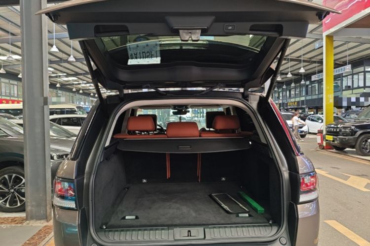 Used Land Rover Range Sport 2017 3.0 SC V6 HSE DYNAMIC Trunk