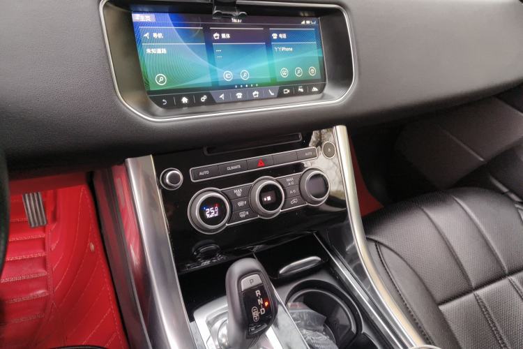 Used Land Rover Range Sport 2017 3.0 SC V6 HSE Audio And AC Panel