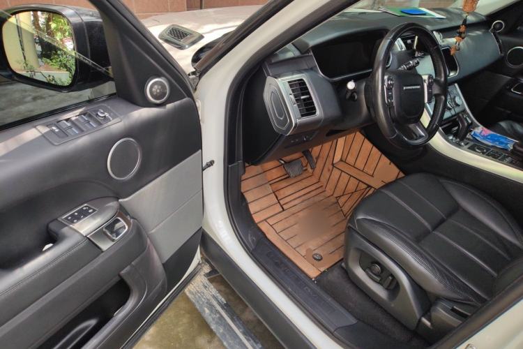 Used Land Rover Range Sport 2017 3.0 SC V6 SE Driver Seat