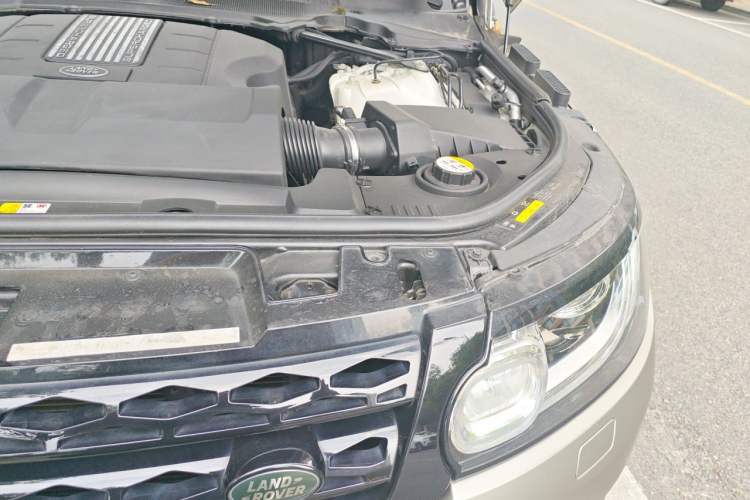 Used Land Rover Range Sport 2017 3.0 SC V6 HSE DYNAMIC Engine Bay Left