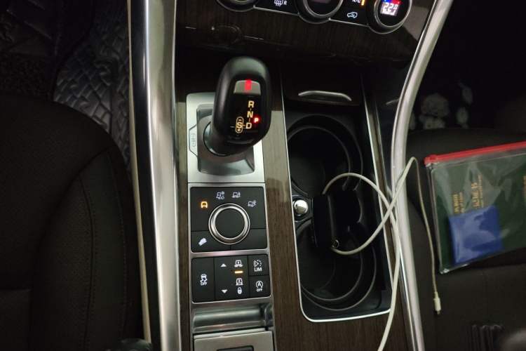 Used Land Rover Range Sport 2017 3.0 SC V6 HSE Gear Lever