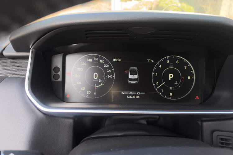 Used Land Rover Range Sport 2017 3.0 SC V6 HSE DYNAMIC Instrument Cluster
