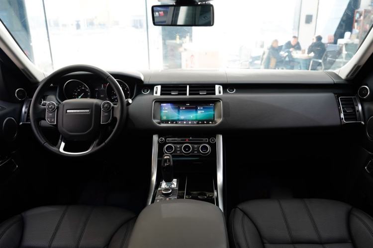 Used Land Rover Range Sport 2017 3.0 SC V6 HSE Interior 12