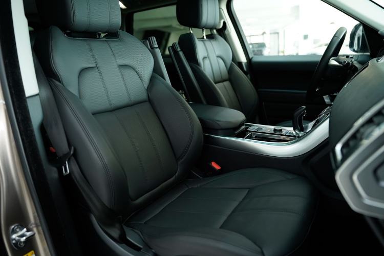 Used Land Rover Range Sport 2017 3.0 SC V6 HSE Interior 2