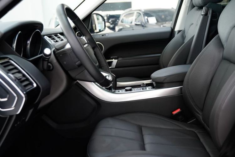 Used Land Rover Range Sport 2017 3.0 SC V6 HSE Interior 4