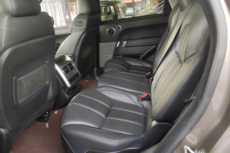 Used Land Rover Range Sport 2017 3.0 SC V6 SE Interior 4