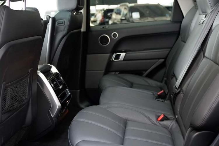 Used Land Rover Range Sport 2017 3.0 SC V6 HSE Interior 5