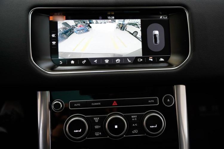 Used Land Rover Range Sport 2017 3.0 SC V6 HSE Interior 7
