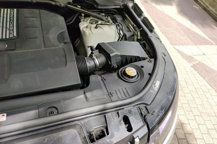 Used Land Rover Range Sport 2017 3.0 SC V6 SE Engine Bay Left