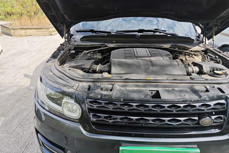 Used Land Rover Range Sport 2017 3.0 SC V6 HSE DYNAMIC Engine Bay Right