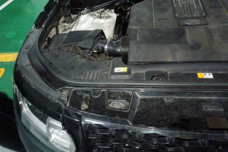 Used Land Rover Range Sport 2017 3.0 SC V6 HSE DYNAMIC Engine Bay Right