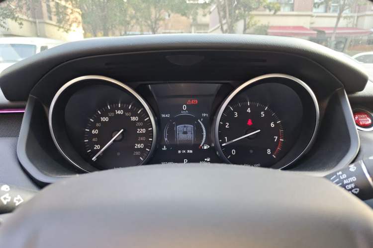 Used Land Rover Range Sport 2017 3.0 SC V6 SE Instrument Cluster