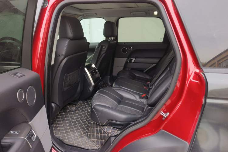 Used Land Rover Range Sport 2017 3.0 SC V6 SE Left Rear Seat