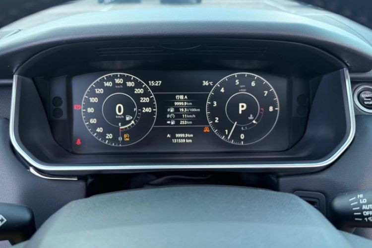 Used Land Rover Range Sport 2017 3.0 SC V6 HSE DYNAMIC Odometer Close Up