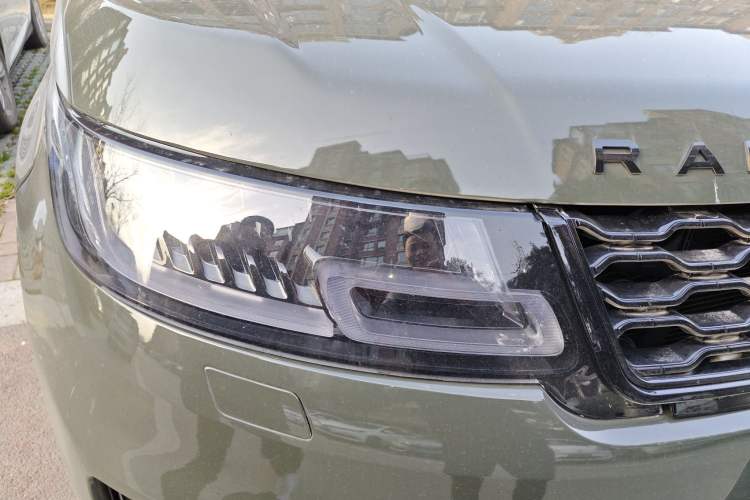 Used Land Rover Range Sport 2017 3.0 SC V6 SE Right Front Headlight