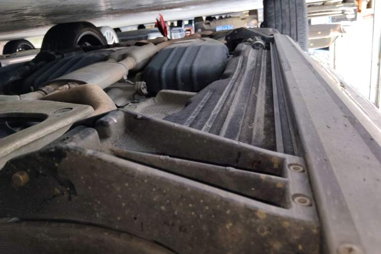 Used Land Rover Range Sport 2017 3.0 SC V6 SE Right Side Sill