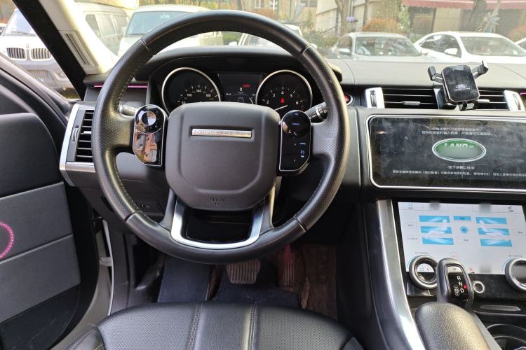 Used Land Rover Range Sport 2017 3.0 SC V6 SE Steering Wheel
