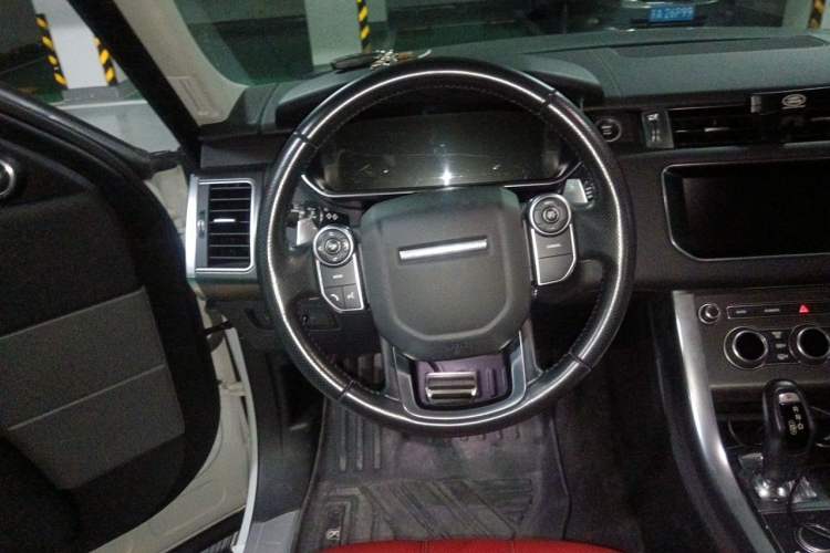 Used Land Rover Range Sport 2017 3.0 SC V6 HSE DYNAMIC Steering Wheel